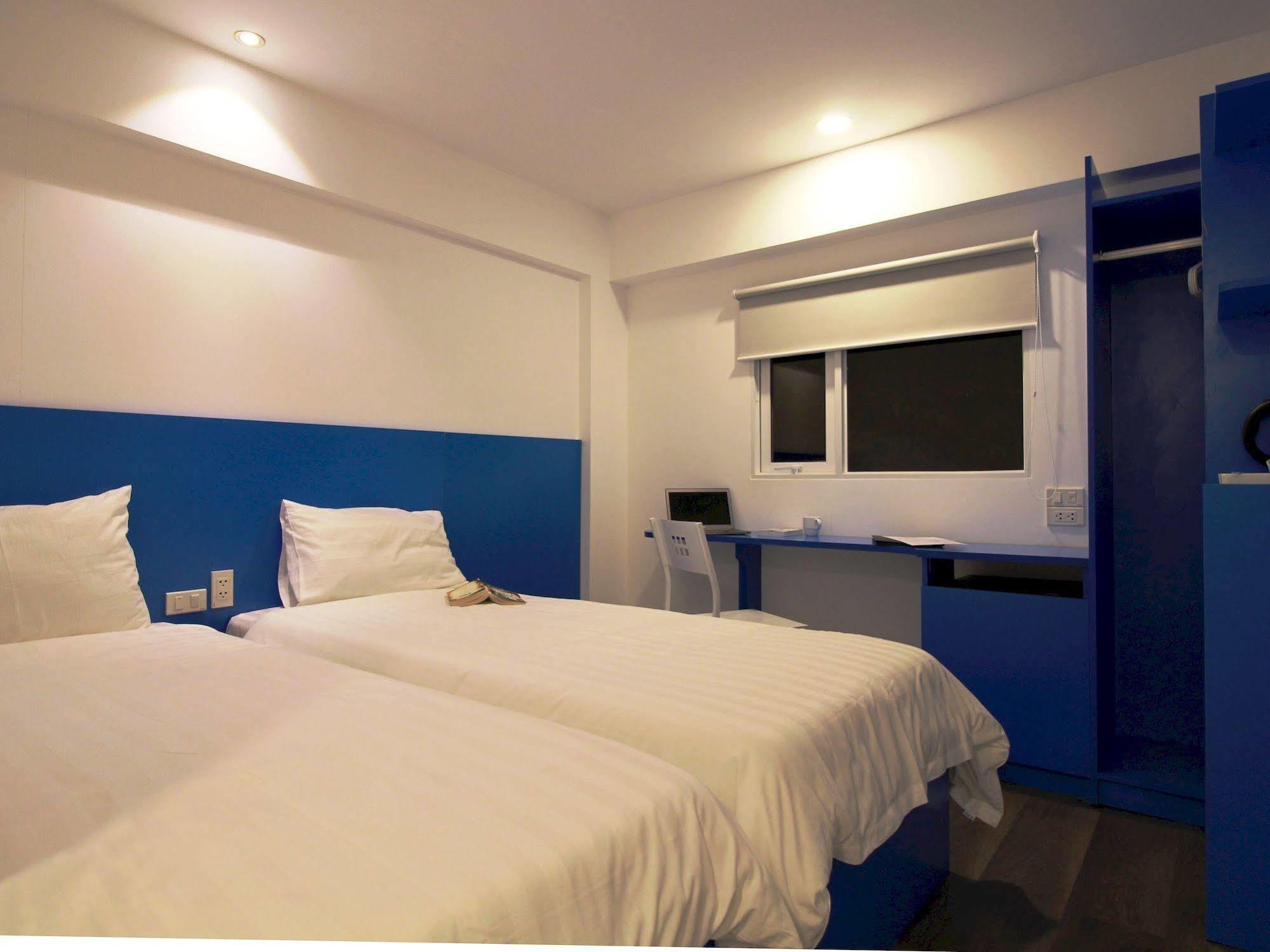 Emis Hotel Phú Quốc Exterior photo